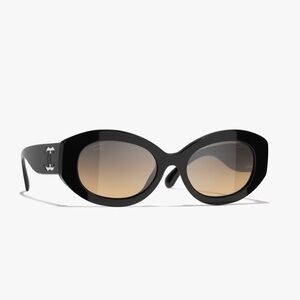 CHANEL Black and Brown Oval Sunglasses. Like New!